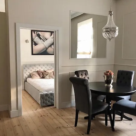 Chic & Elegant Victus By Renters * Sopot